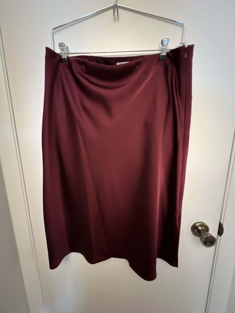 Women's Satin Midi Skirt in Burgundy